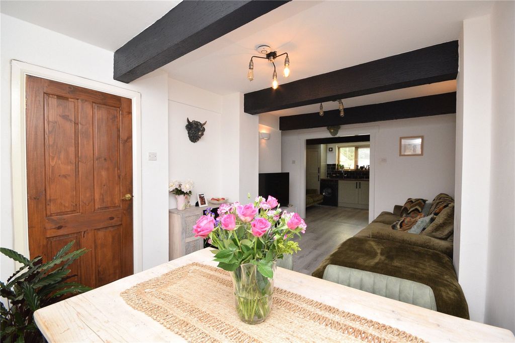 Property photo 2 of 14 Picture No. 06
