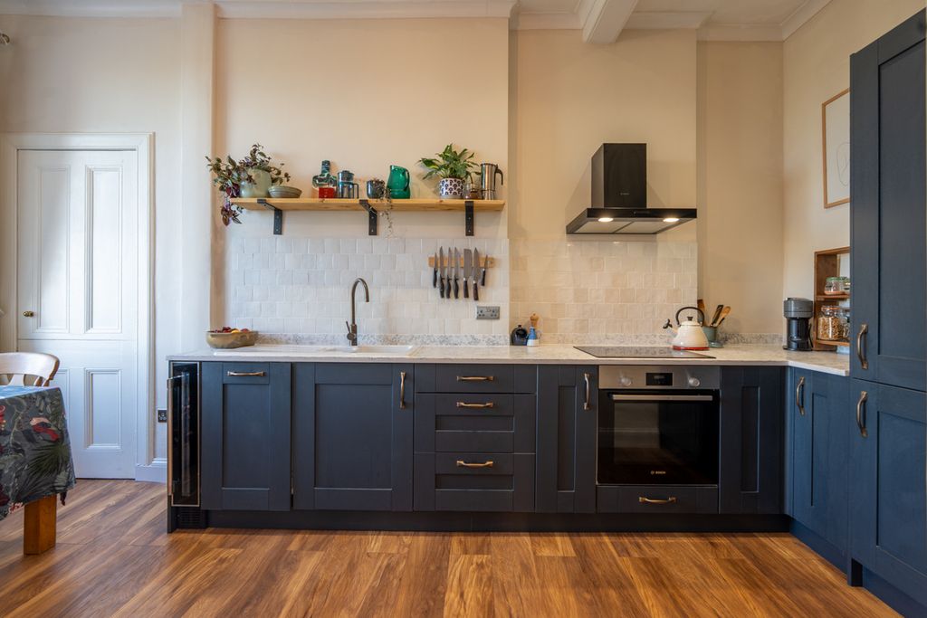 Property photo 3 of 30