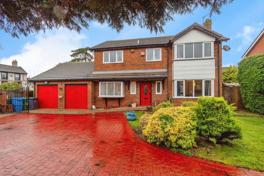 Property photo 1 of 20 Front