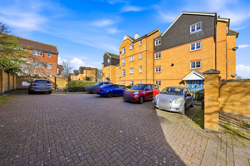 Property photo 3 of 24 Photos-26.Jpg