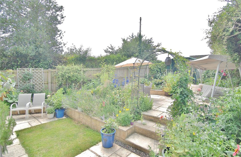 Property photo 2 of 23 Picture No. 34