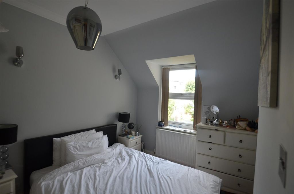 Property photo 1 of 9 Bed Sept 2020.Jpg