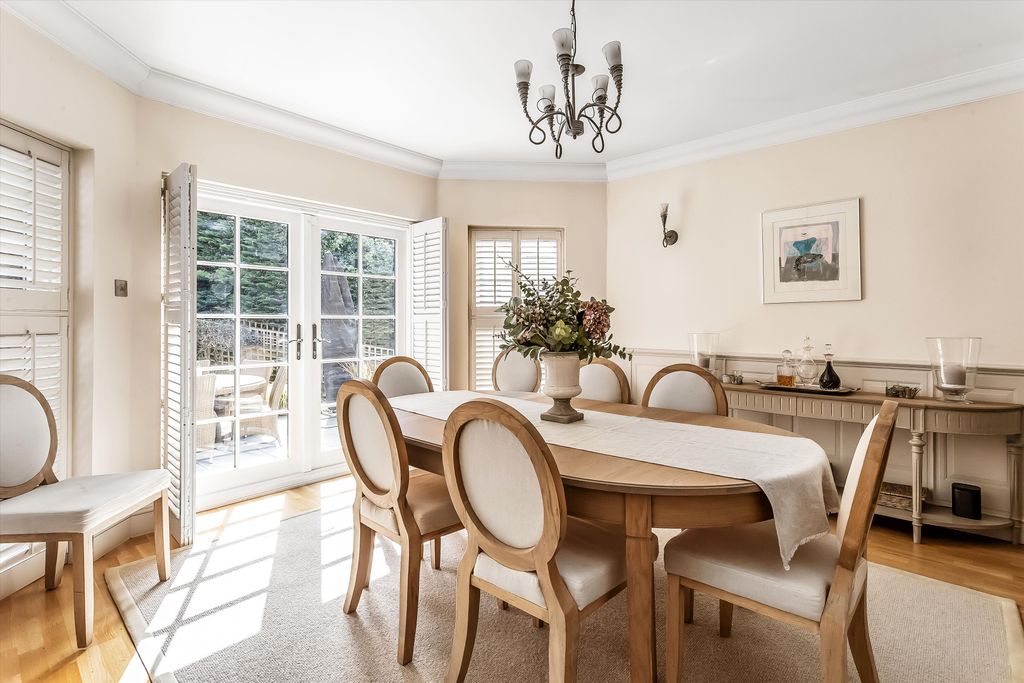Additional image 9 of 5 bed detached house for saleCrown Heights, Guildford, Surrey GU1