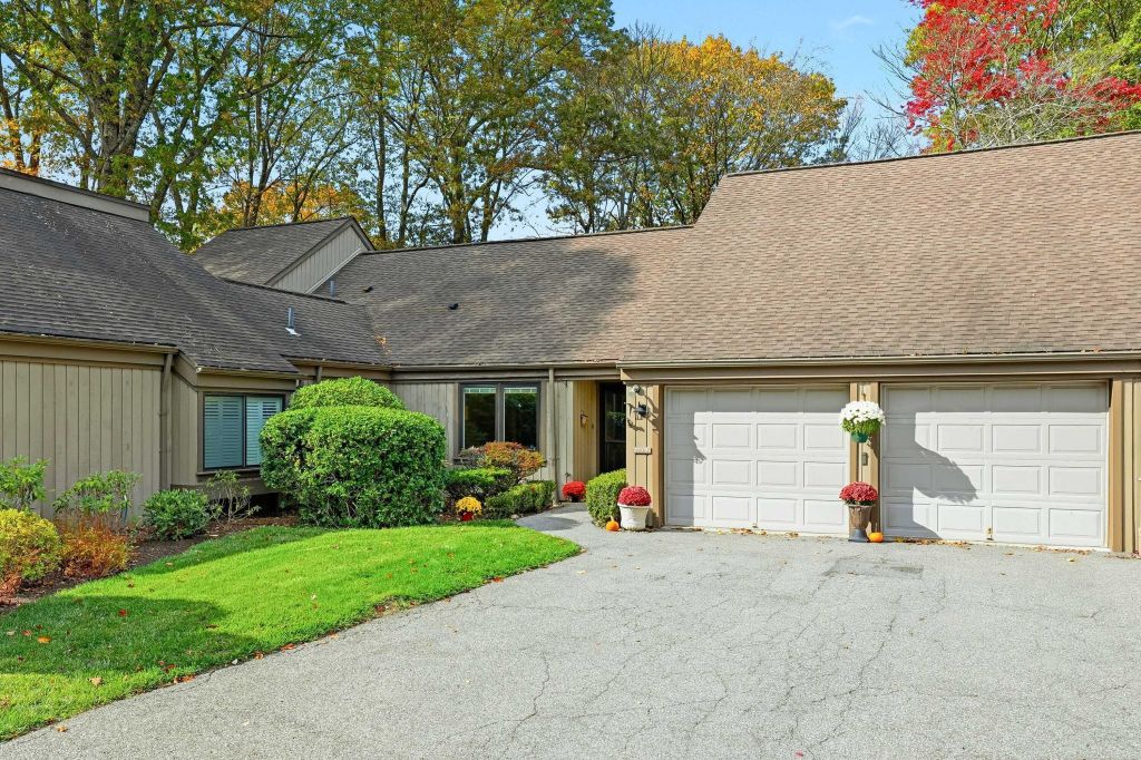 Property photo 1 of 30