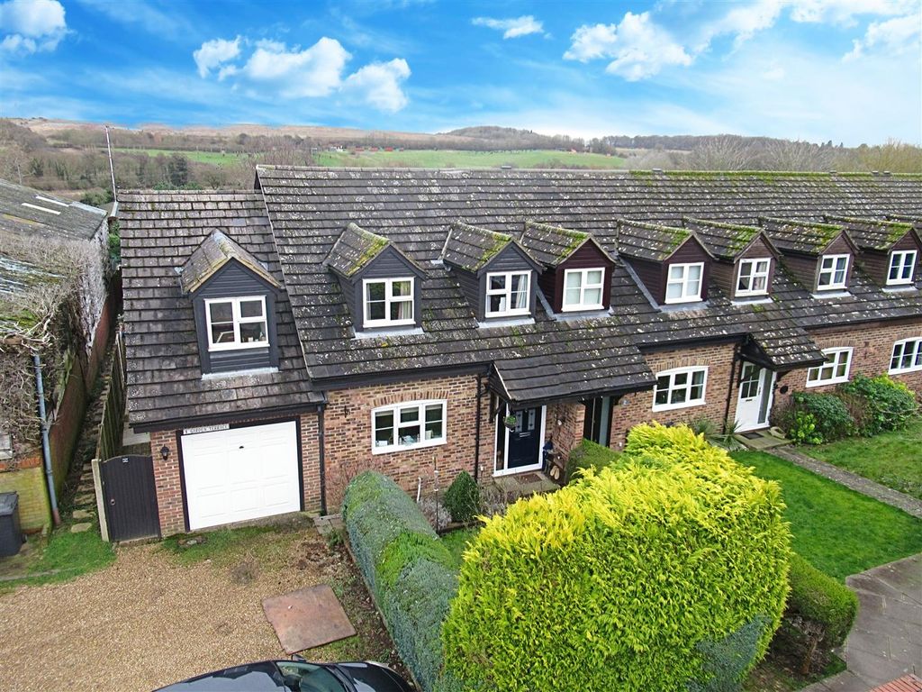 Property photo 1 of 31 Front.Jpg