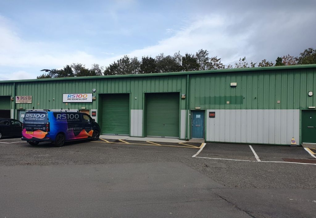 Property photo 1 of 3