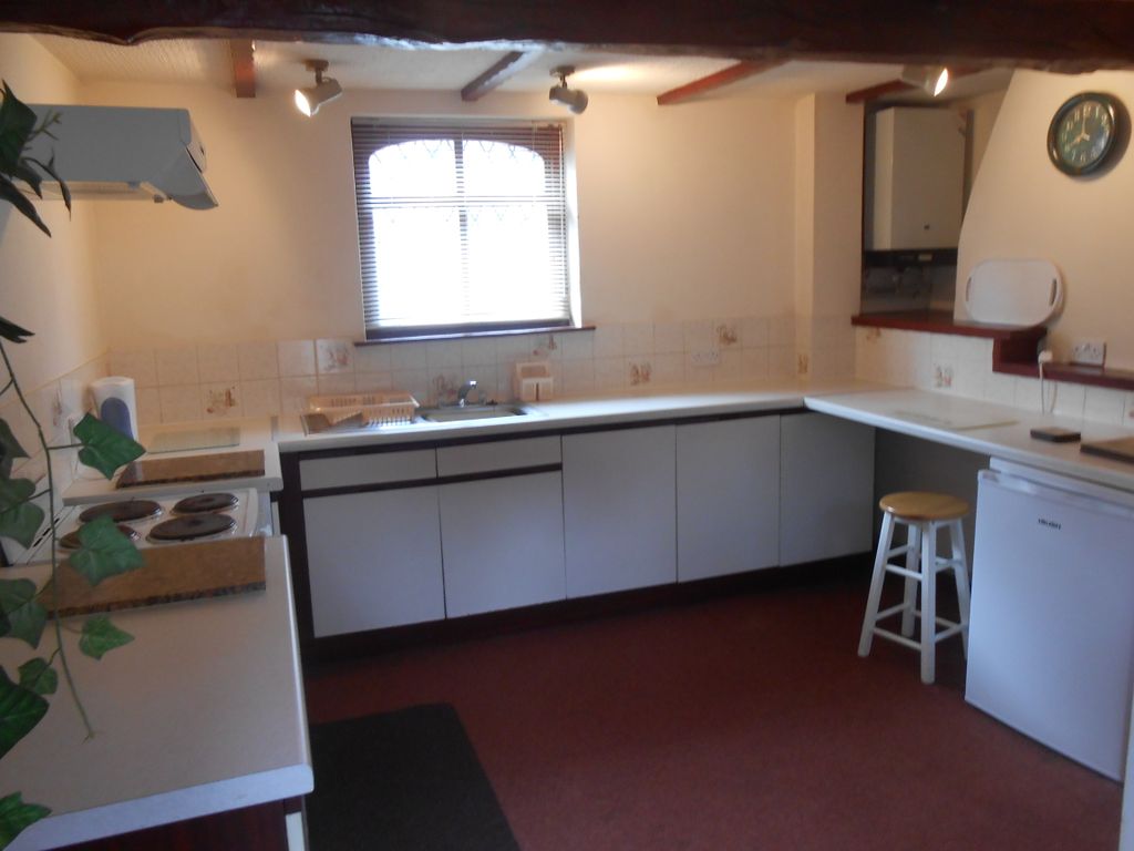 Property photo 2 of 5 Kitchen/Diner