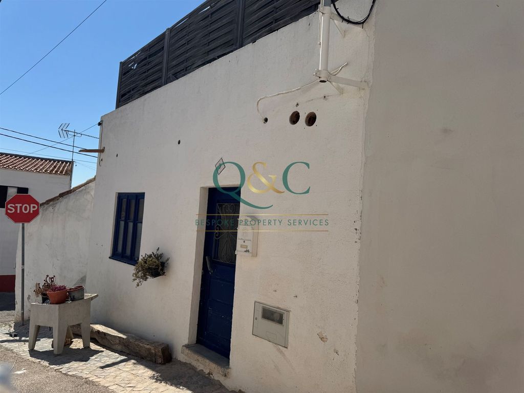 Property photo 1 of 14 One-Bedroom Traditional Algarve House Is Already Part-Way Through Its Renovation In The Popular Village Of Benafim