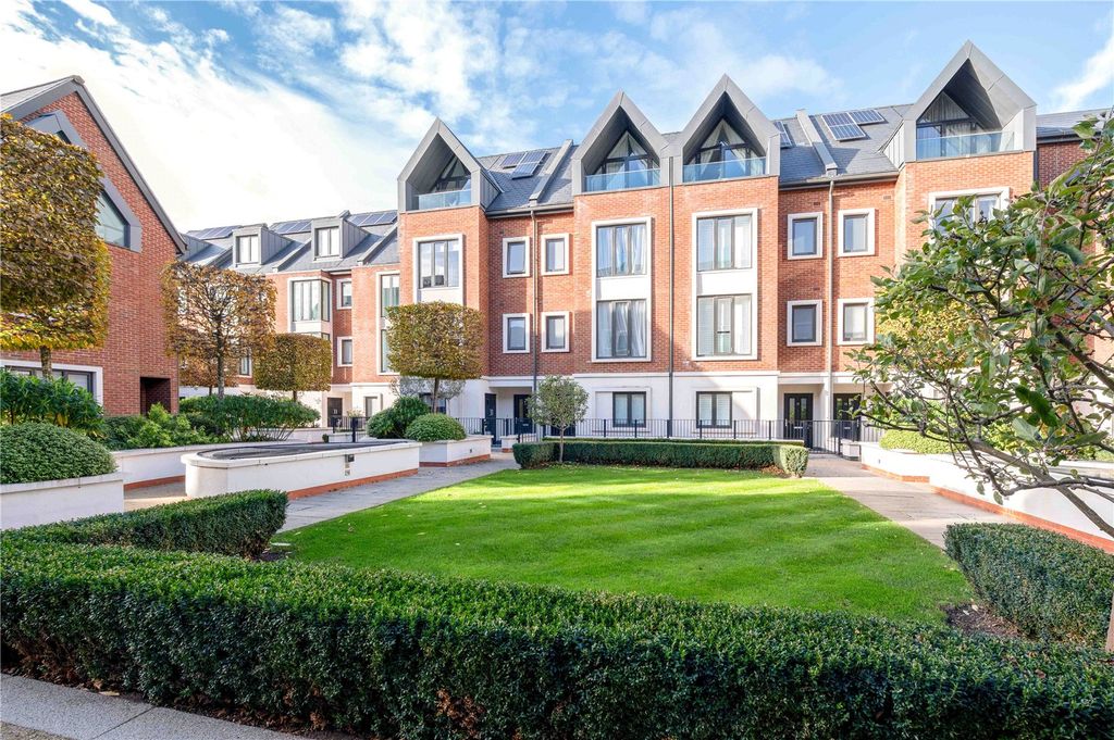 Property photo 1 of 11 Front Exterior