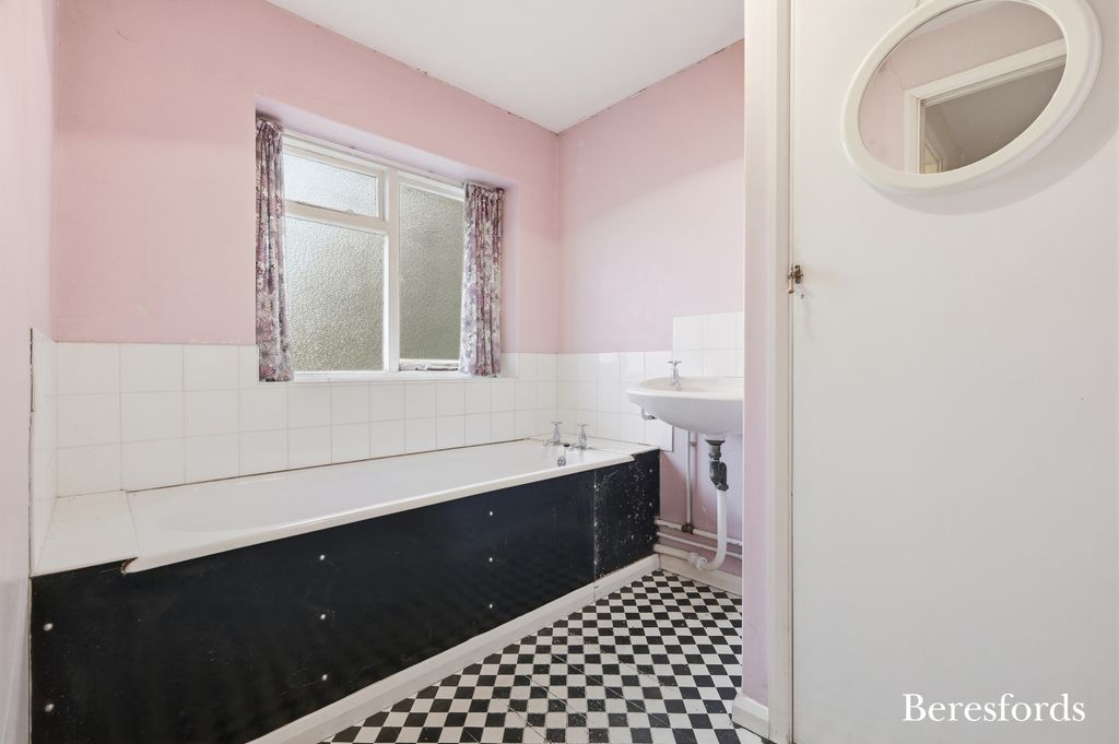 Property photo 3 of 25 Picture No. 28