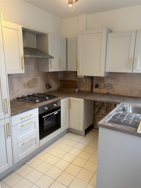 Property photo 3 of 8 60Eaaf1E-3Fb5-4d06-A20B-55c989F02Ac9.Jpg