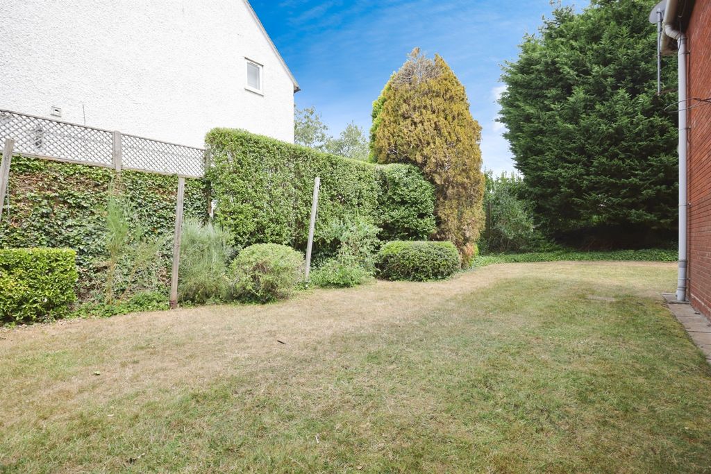 Property photo 3 of 13