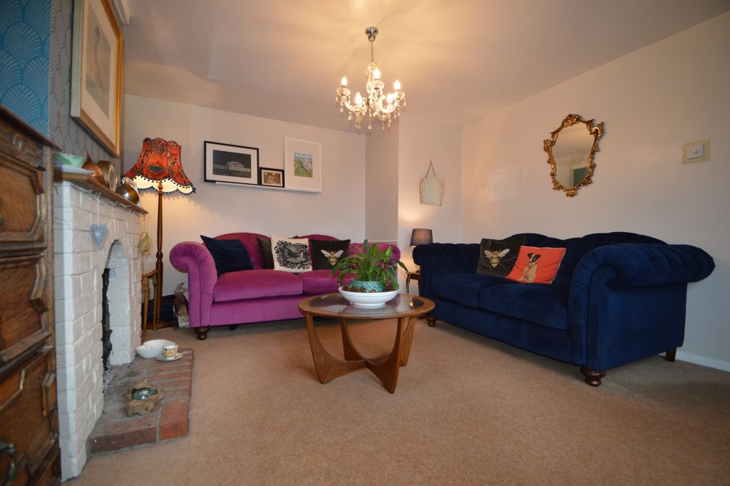 Property photo 3 of 23