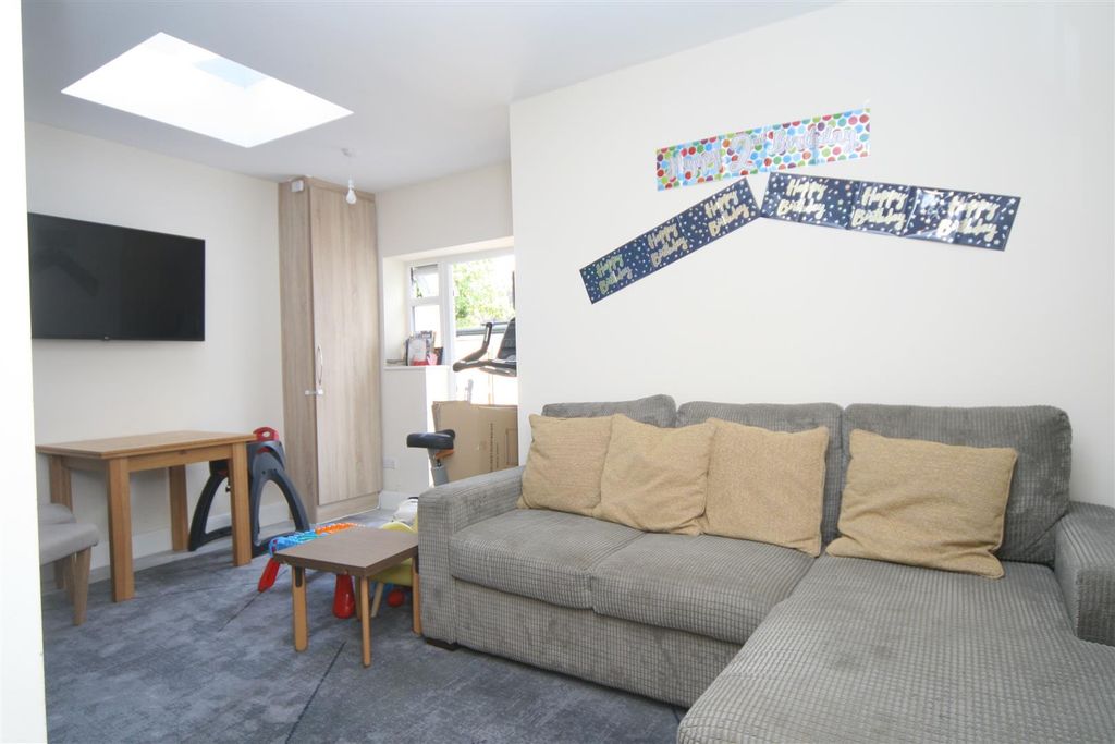 Property photo 2 of 6 Img_6823.Jpg
