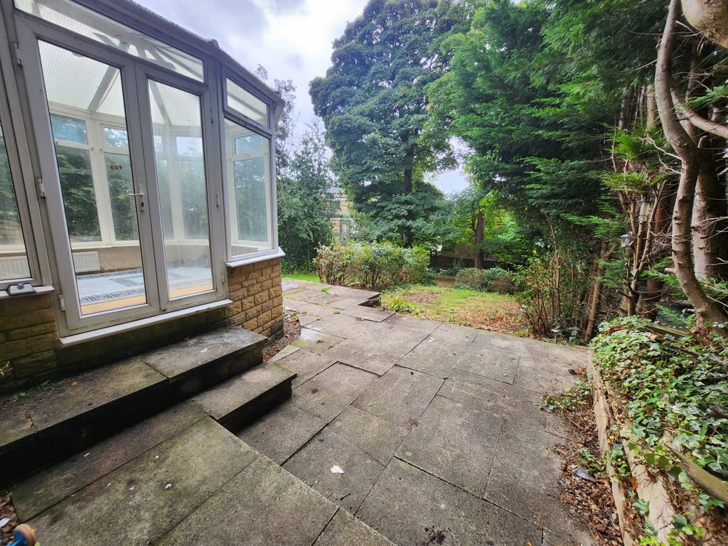 Property photo 3 of 27 Gallery