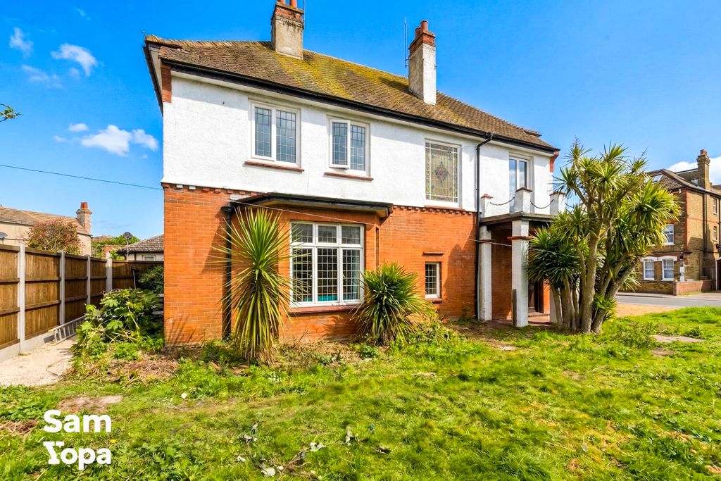 Property photo 3 of 21 Img_4348