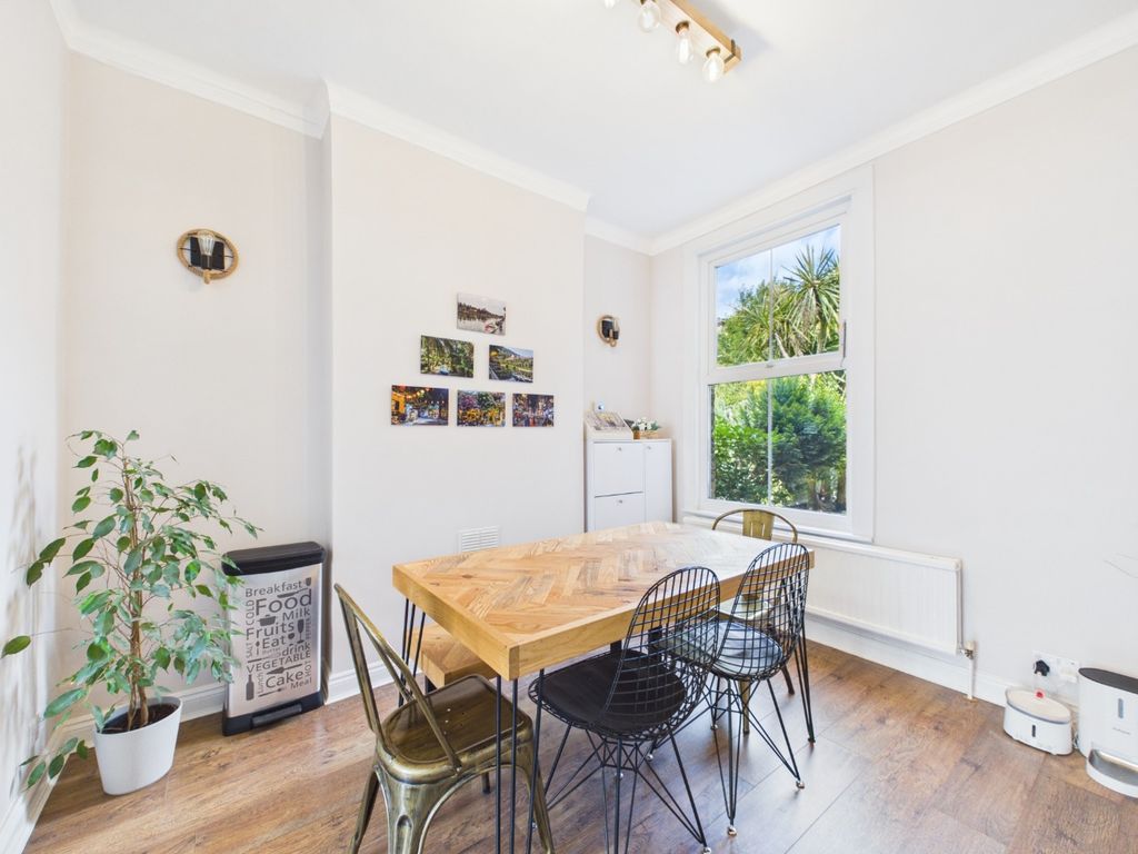Property photo 3 of 22 5178783
