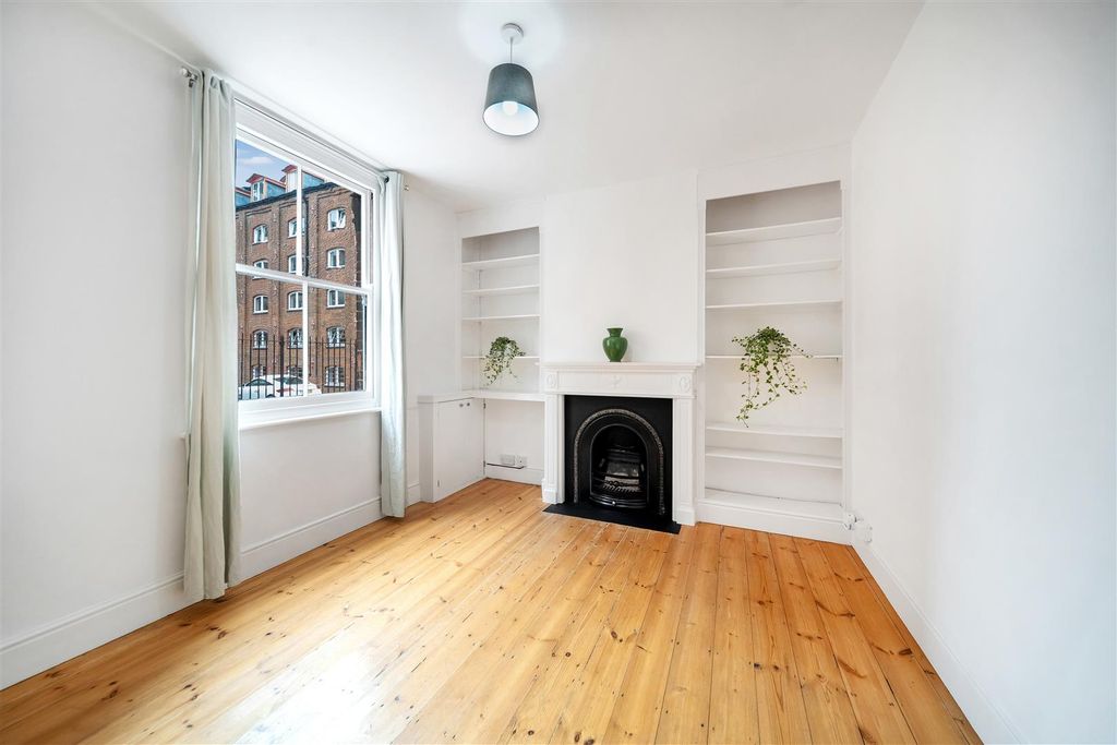 Property photo 2 of 14 Maltings Terrace Re-Edit-4.Jpg
