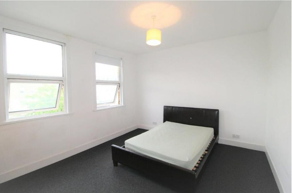 Property photo 3 of 8 Walworth3.Png