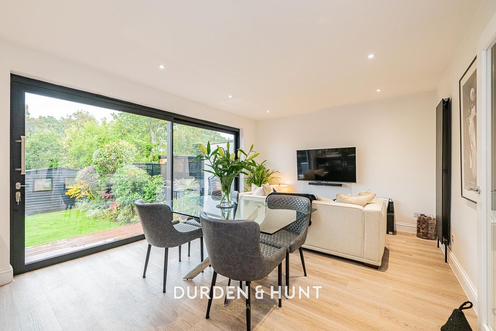 Property photo 3 of 36 Spring-36.Jpg