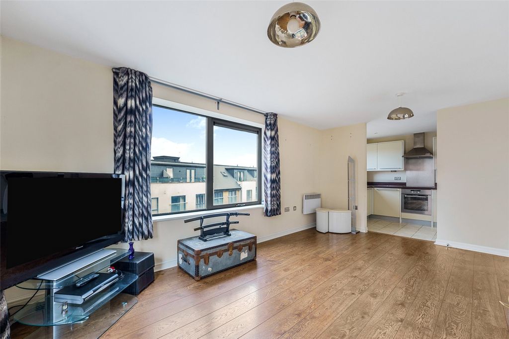 Property photo 2 of 12 Picture No. 09