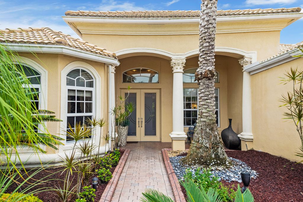 Property photo 3 of 75