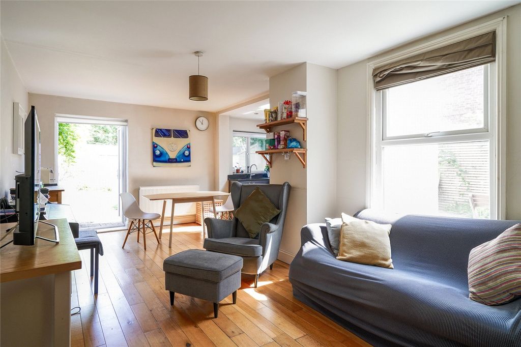 Property photo 2 of 9 Picture No. 03