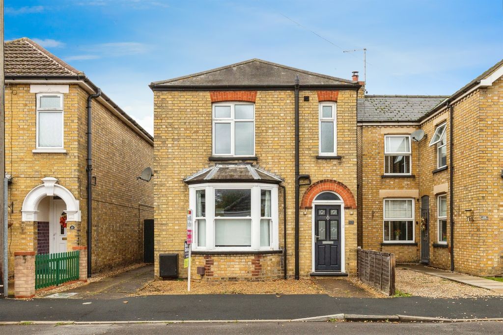 Property photo 3 of 22