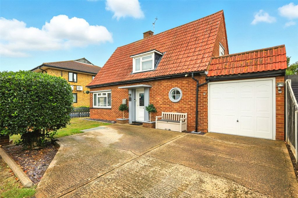 Property photo 1 of 28 Picture No. 02