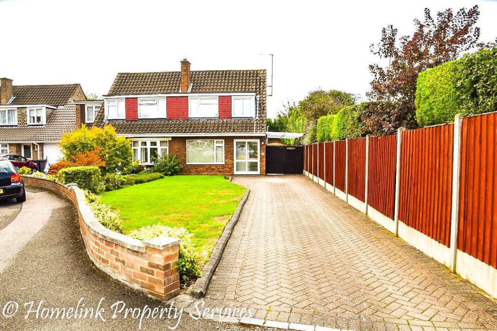Property photo 2 of 23