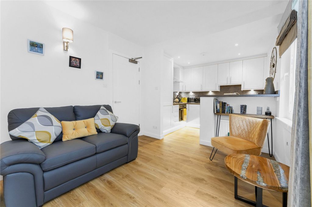 Property photo 1 of 9 Picture No. 02