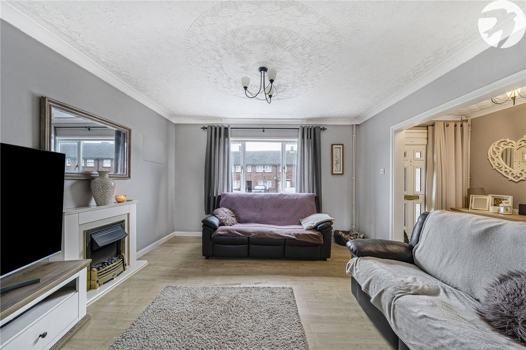 Property photo 2 of 21 Picture No. 34