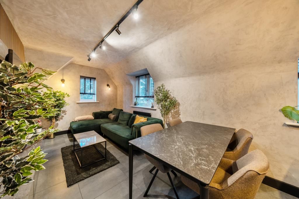 Property photo 2 of 39 Reception Room