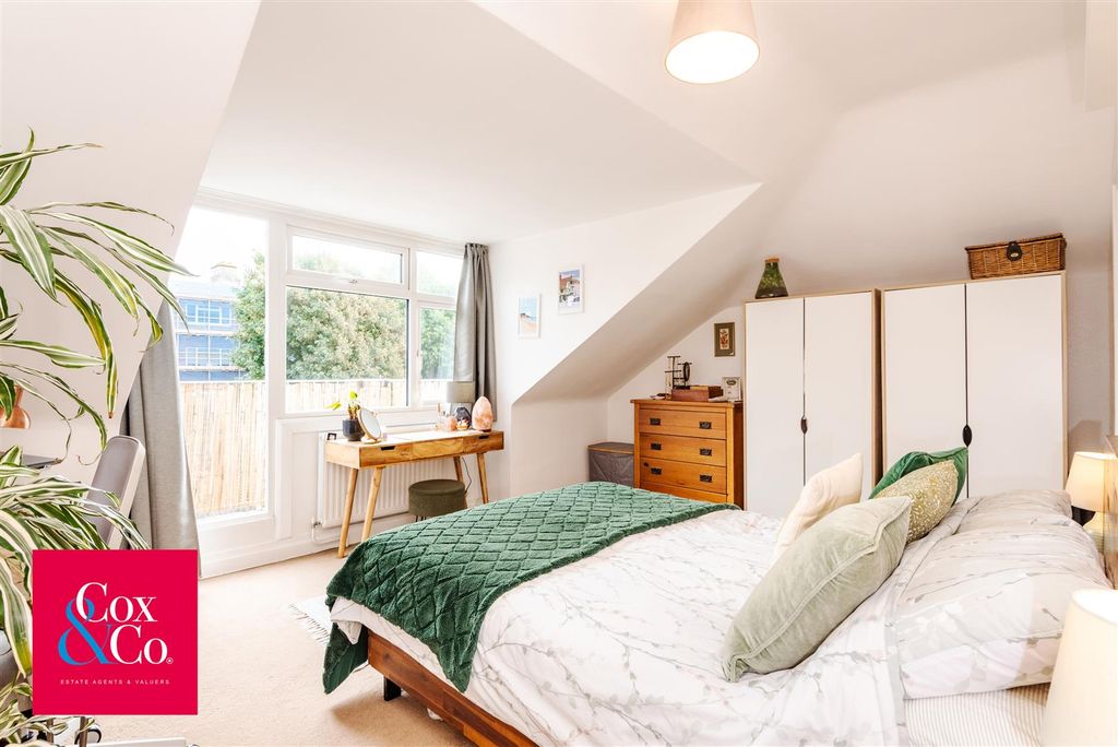 Property photo 3 of 17 81O_9325.Jpg