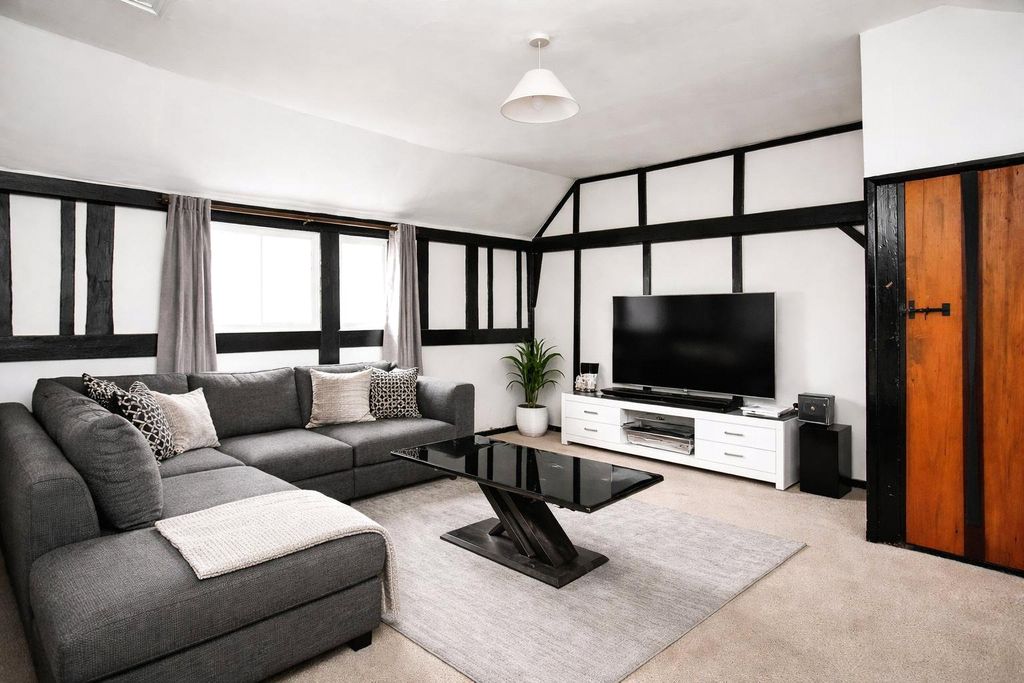 Property photo 2 of 10 Picture No. 16