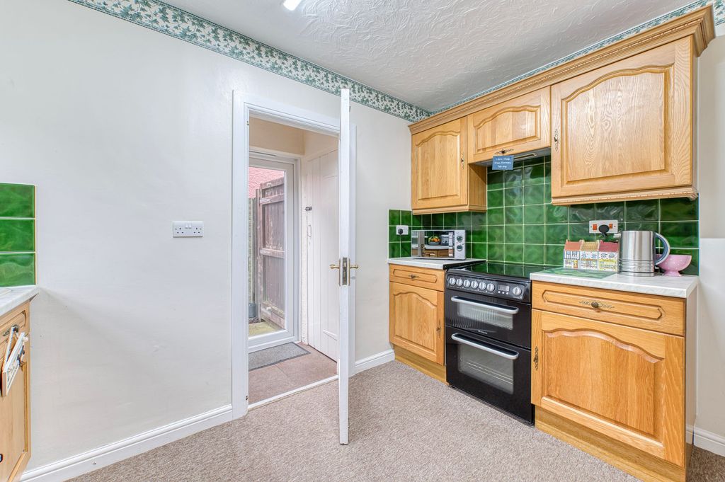 Property photo 3 of 15