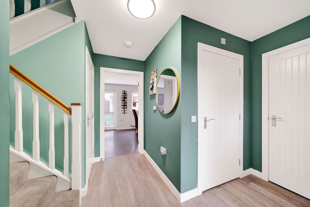 Property photo 2 of 33 Hallway