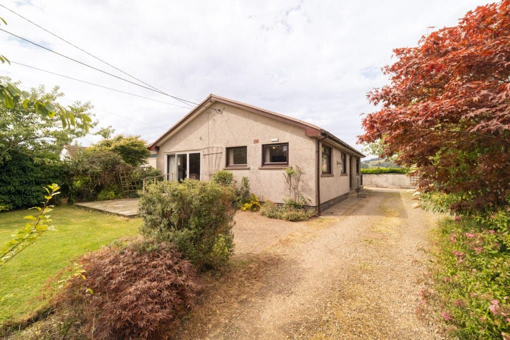 Property photo 1 of 29
