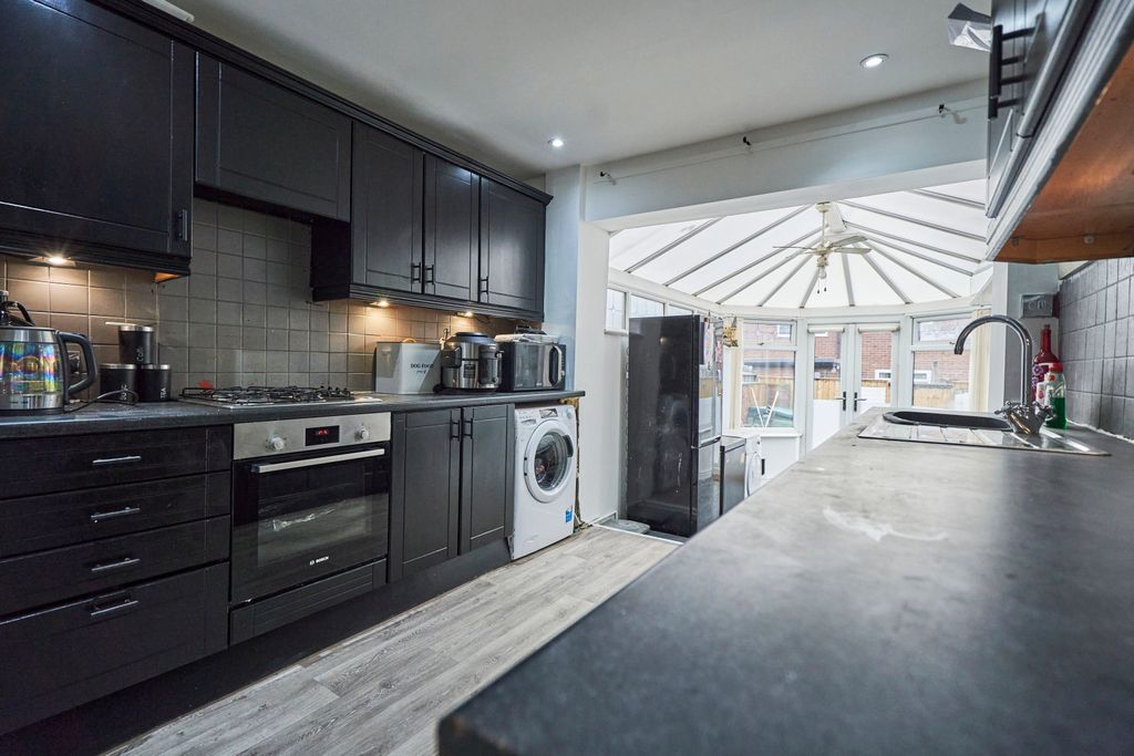 Property photo 1 of 23 Picture No. 65