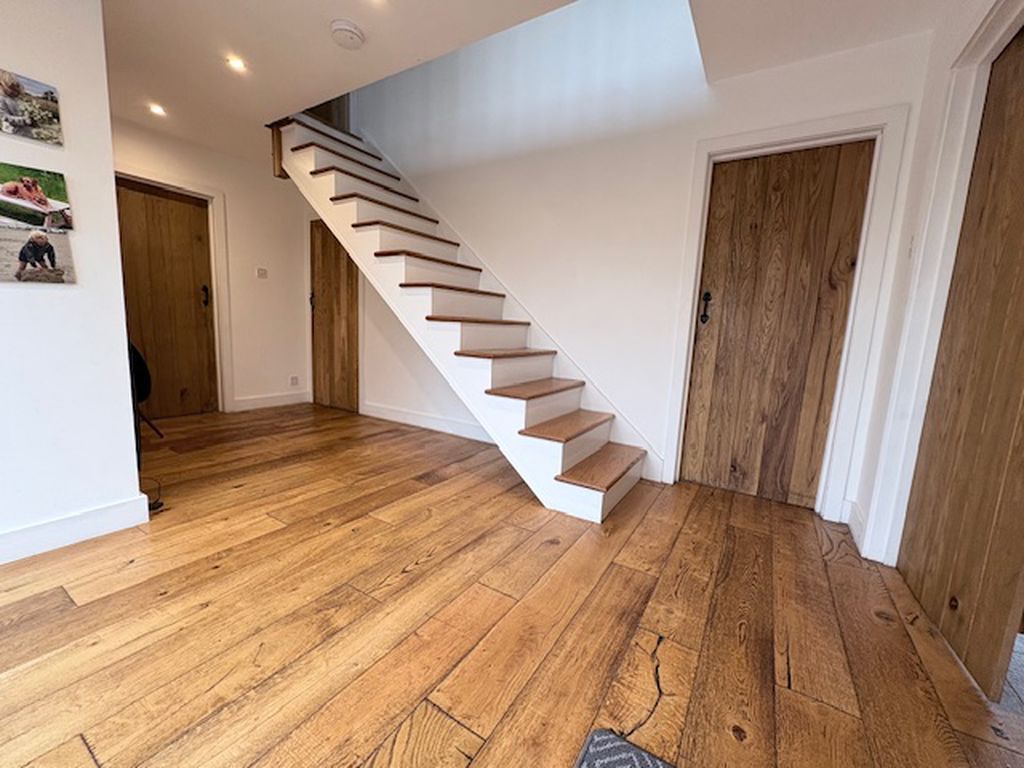 Property photo 3 of 18 Photo 3