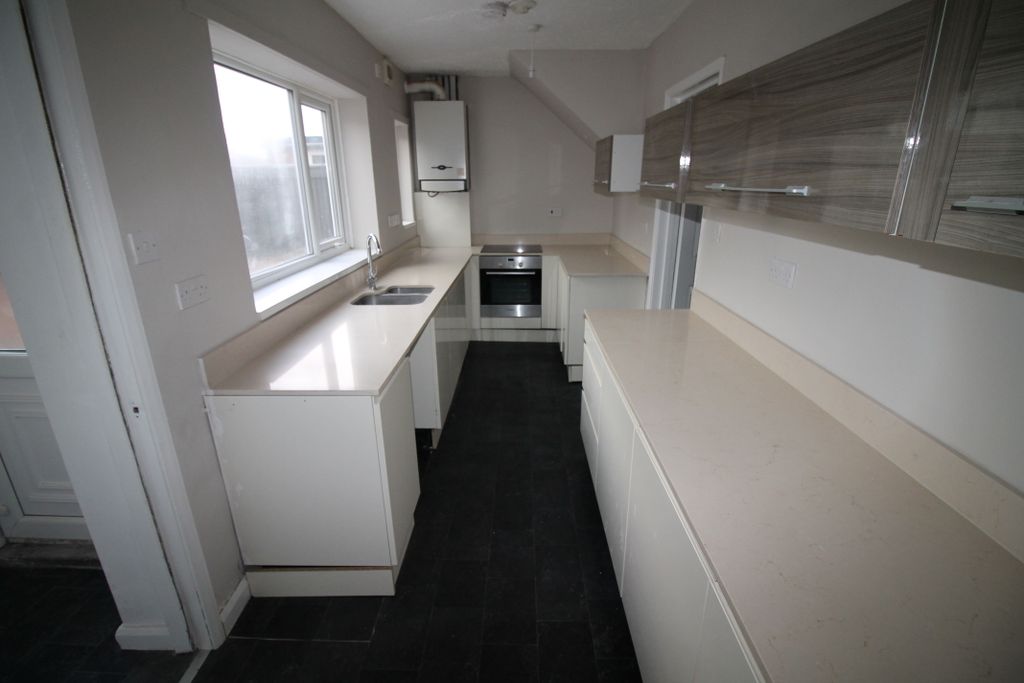 Property photo 3 of 10 Img_8804