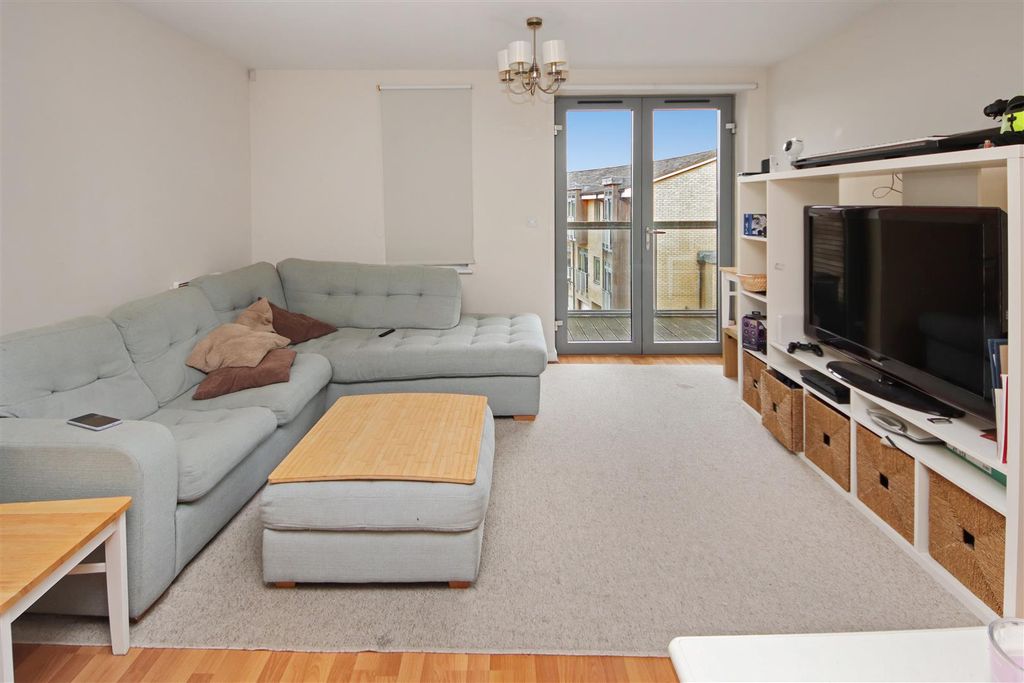 Property photo 2 of 8 Img_5027.Jpg