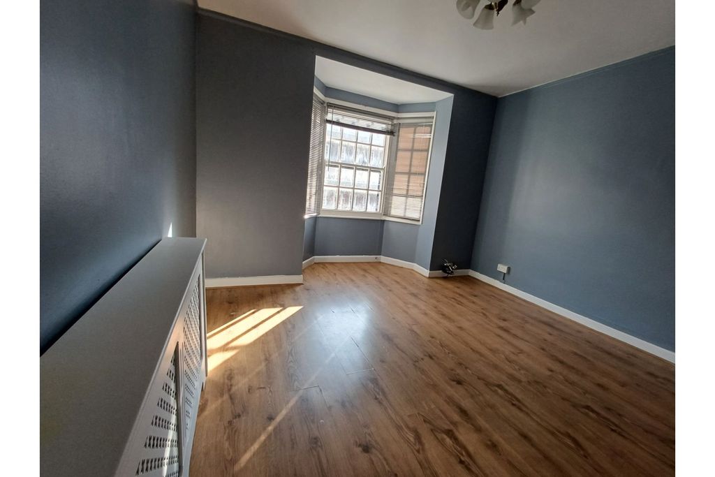 Property photo 2 of 15 Living Room