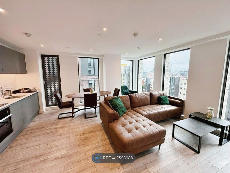 Property photo 1 of 14 Lounge Diner
