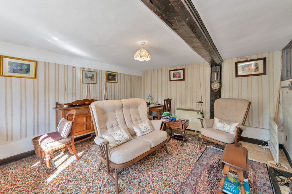 Property photo 3 of 18