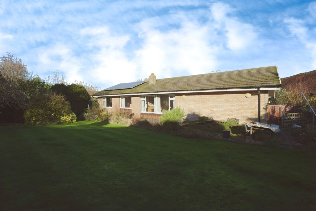 Property photo 2 of 13