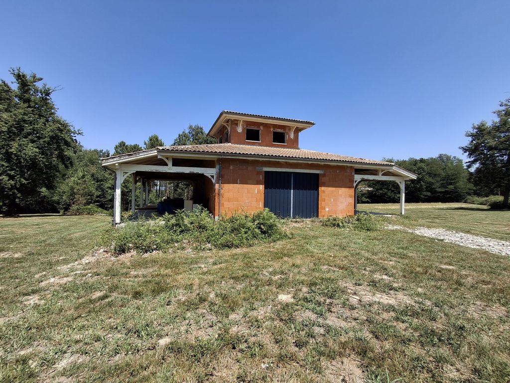 Property photo 3 of 10