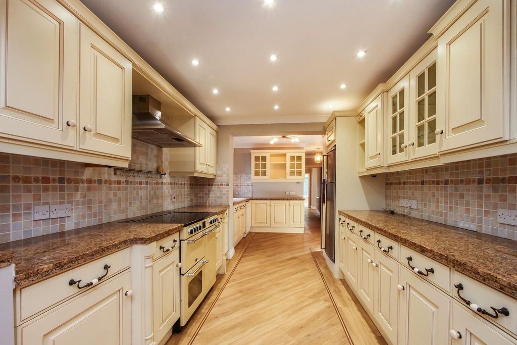 Property photo 3 of 30 Pnmb0607.Jpg