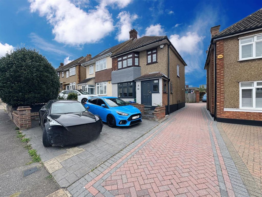 Property photo 1 of 24