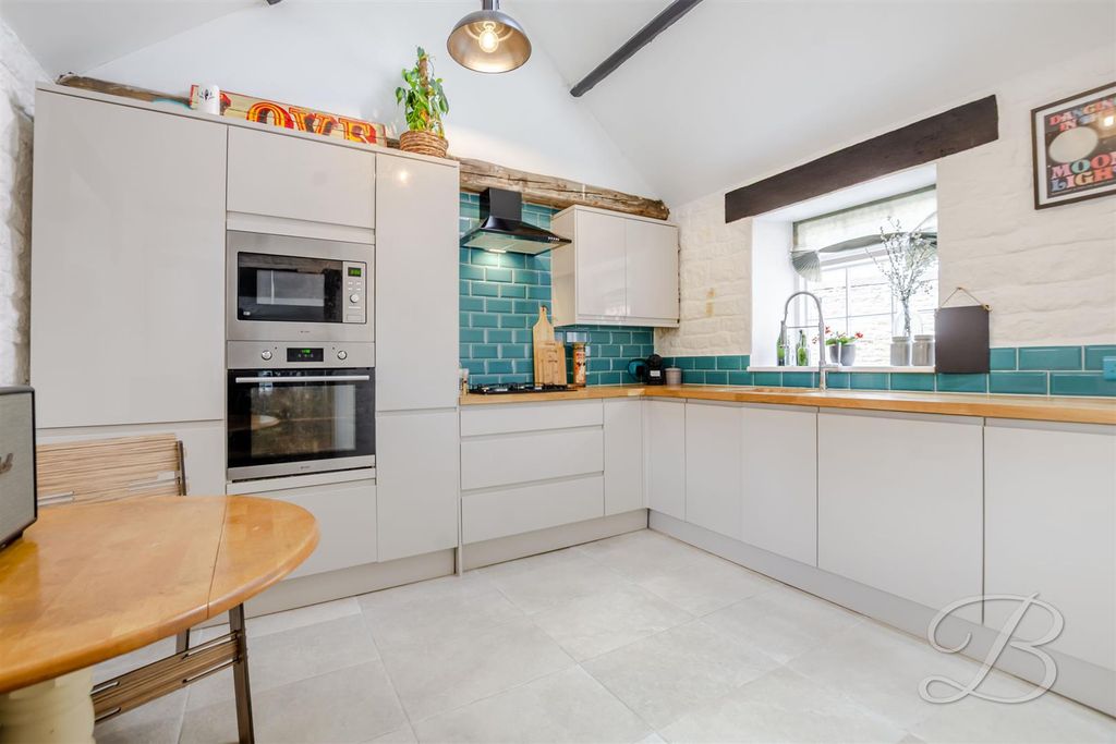 Property photo 2 of 38 Ccltd-33.Jpg